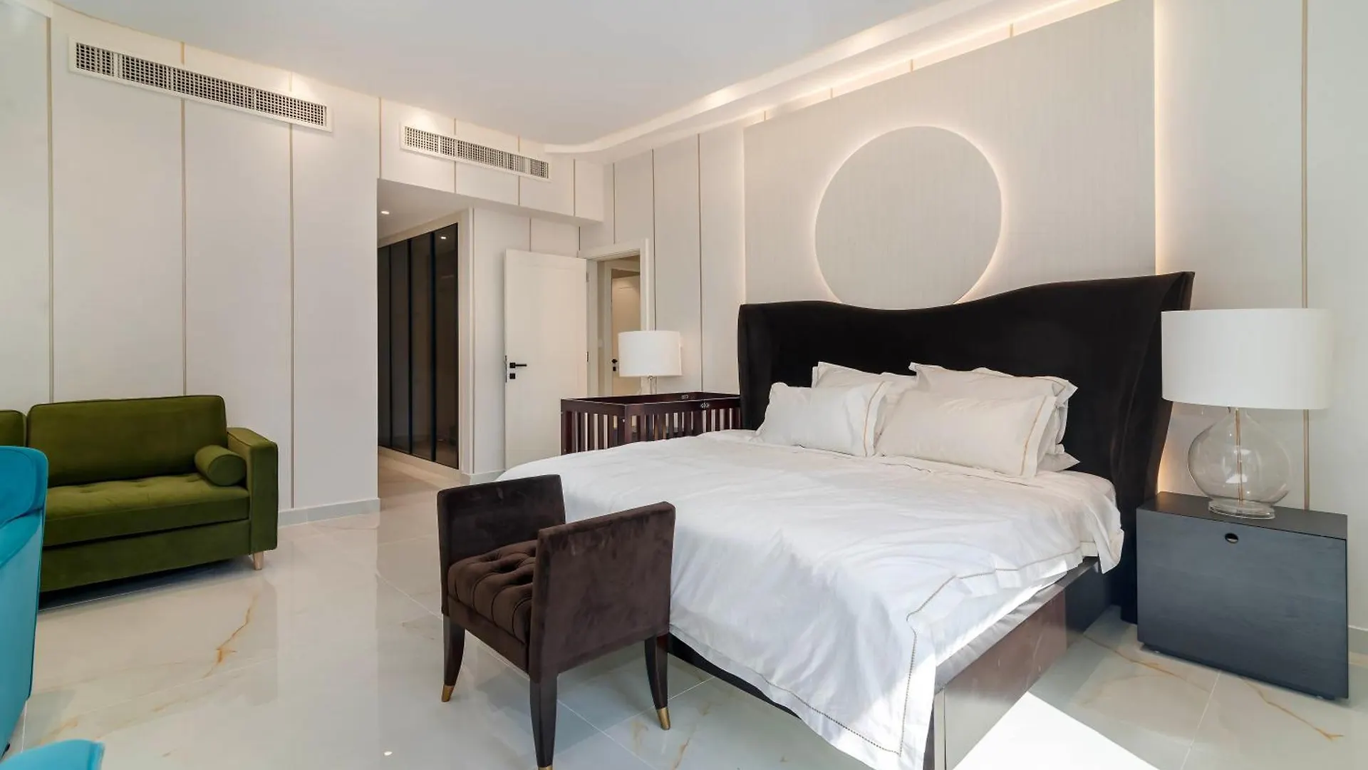 Usmans 4Bdrm Apartment Sea View Rimal Dubai